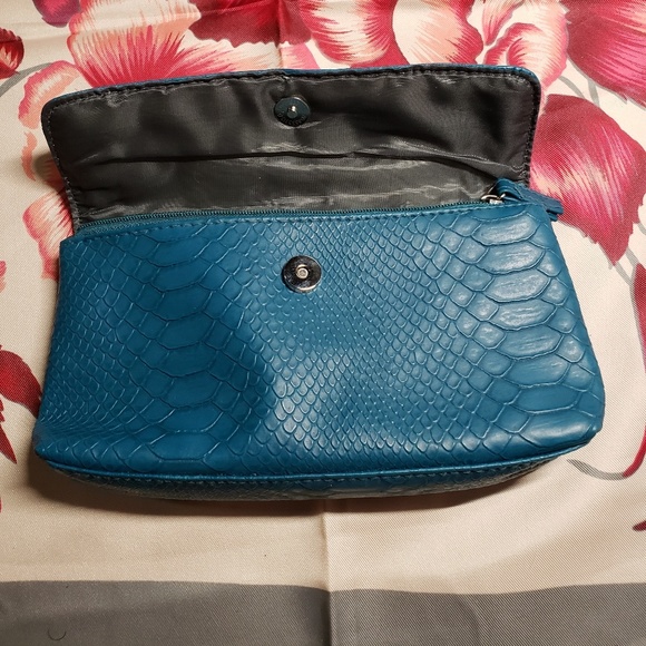 Merle Norman Cosmetic Case - Picture 6 of 7